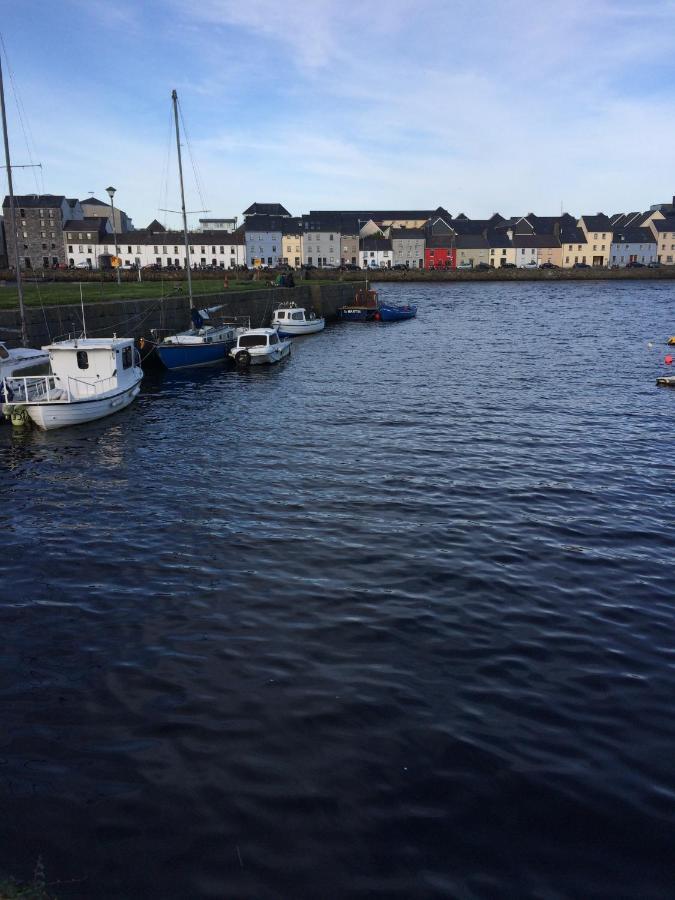 Galway City Self Catering - Salthill Экстерьер фото